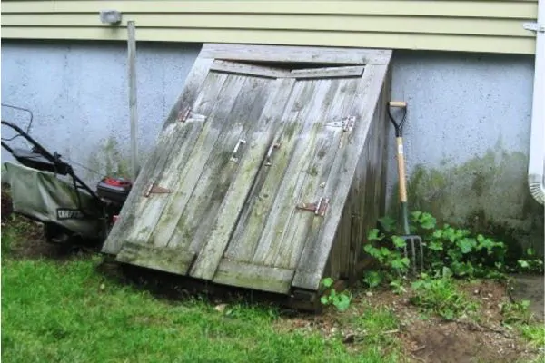 Signs of Wear and Damage - South Shore Deck Builders